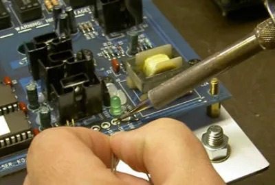 Elektroniğin Diğer Bilimlerle İlişkisi Endüstriyel Elektronik FOTO: Elektroniğin Diğer Bilimlerle İlişkisi Endüstriyel Elektronik