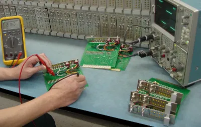 FOTO: Elektroniğin Günlük Hayatımızdaki Önemi