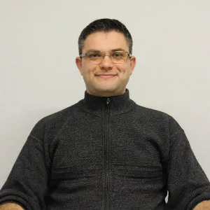 FOTO: PIC Programlama Eğitimi Katılımcımız Nevzat bey ile Ropörtajımız